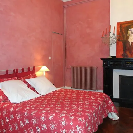 Les Bellevue Cite A 1km, Clim, Parking Public Gratuit, Parking Prive, Wifi - Cite At 1km, Aircon, Free Public Car Park, Private Parking Carcassonne